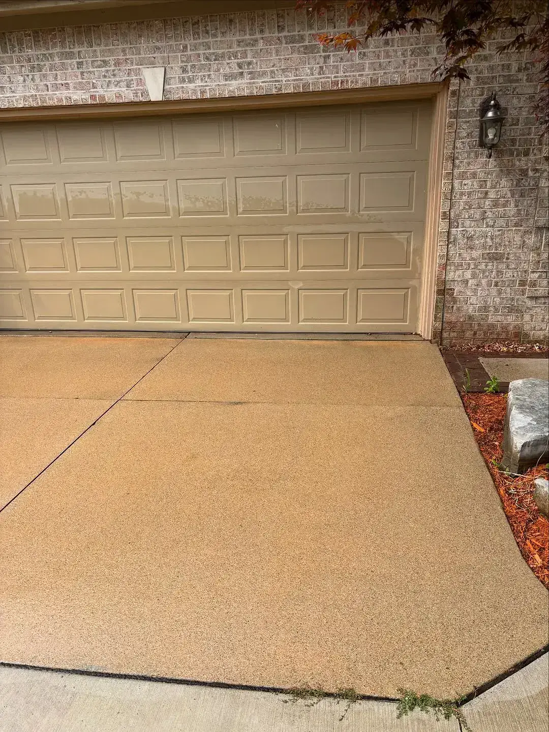 Driveway and concrete cleaning